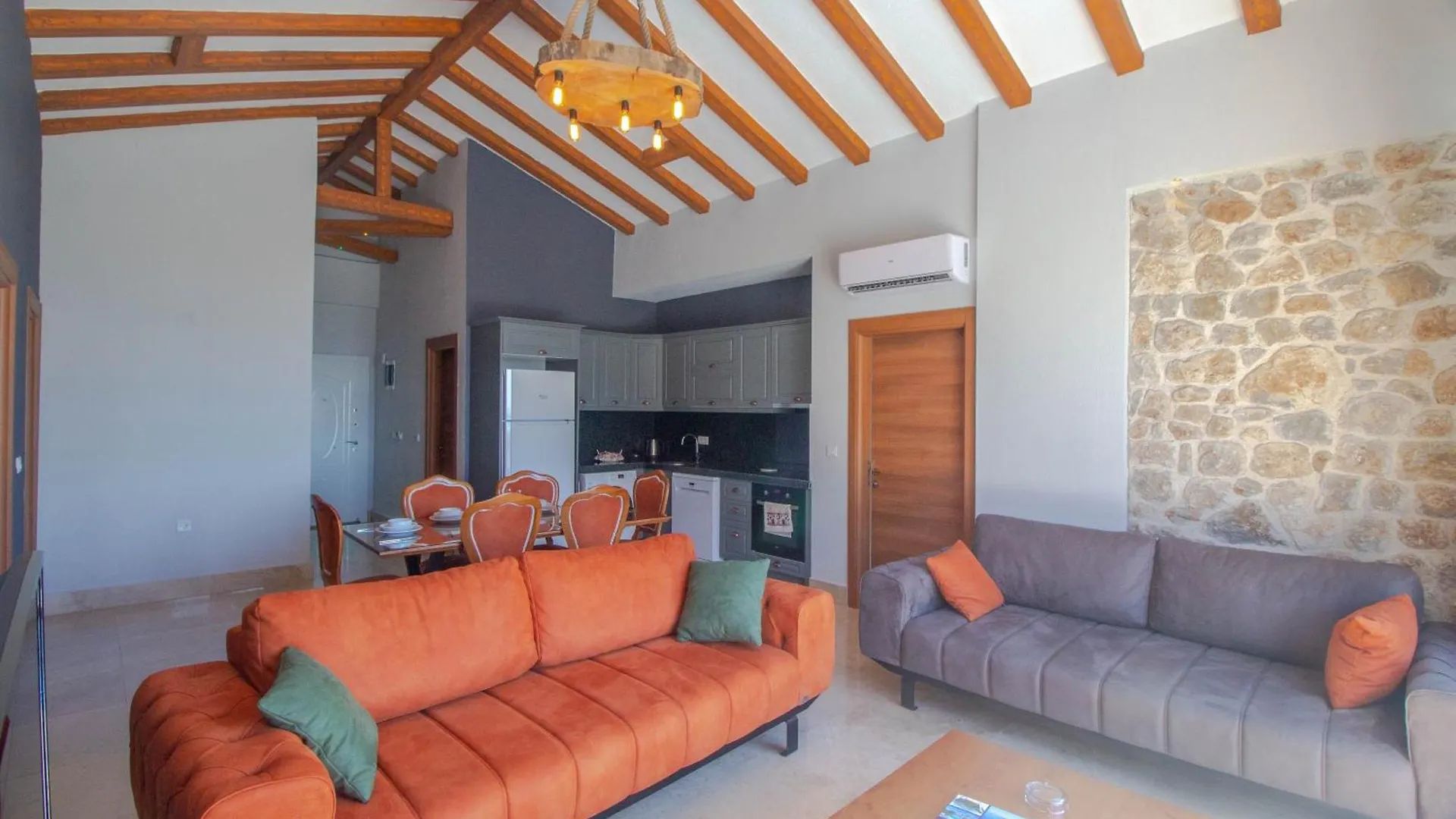 Tlos Deluxe 3+1 Villa ,Oezel Havuzlu, Fethiye